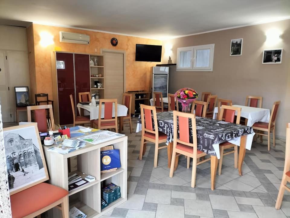 Bed & Breakfast Zio Tonino 3*